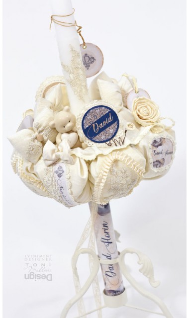 Lumanare de botez cu  ursuleti, dantela ivory, accente gold si bleumarin 5